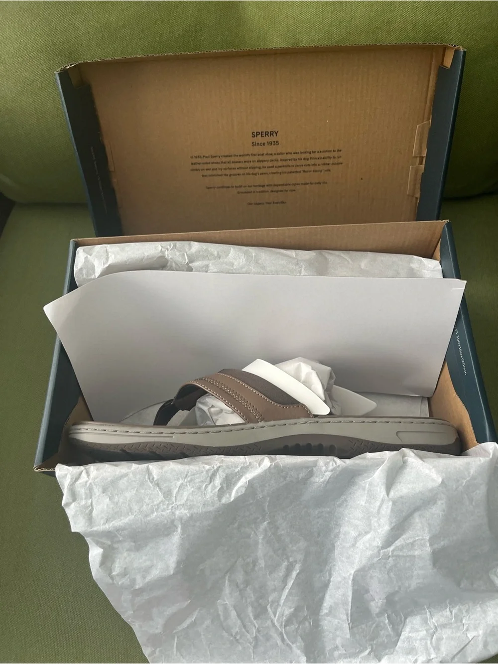 Sperry Dark Blue and Light Blue Branded Accessory Box
